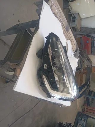 Faro Delantero Renault Clio 2020