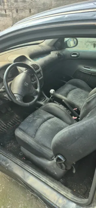 Peugeot 206 2004
