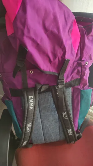 Mochila senderismo vintage colores vivos