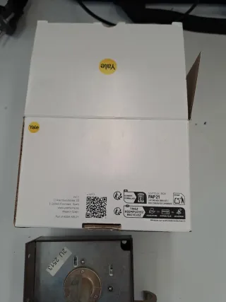 Cerradura Yale de sobreponer