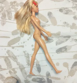 Barbie Fashionistas Doll #169 di Mattel con capelli lunghi biondi in ottime condizioni