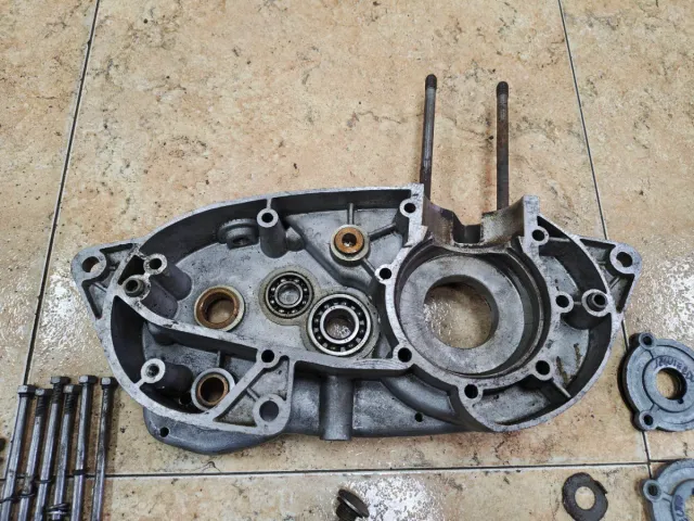 Lote piezas motor Montesa Impala