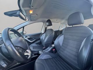 Peugeot 2008 Allure 1.2 PureTech 110 S&S