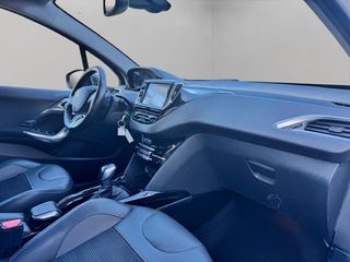 Peugeot 2008 Allure 1.2 PureTech 110 S&S