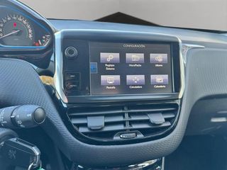 Peugeot 2008 Allure 1.2 PureTech 110 S&S