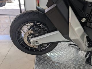 HONDA X ADV 750 (8.461 KMS)