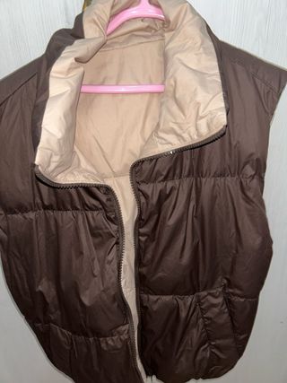 Chaleco reversible beige y marrón Talla XS
