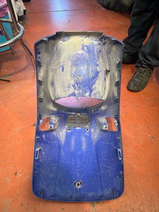 Carcasa frontal Piaggio Zip + llave arranque