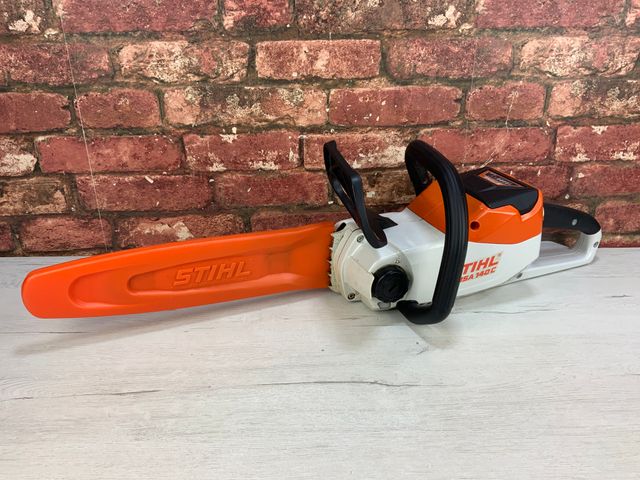 Motosierra a batería STIHL MSA 140