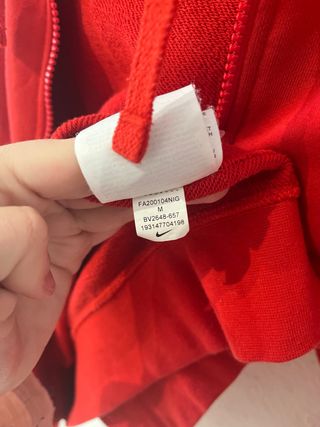 Chaqueta Nike Roja con Cremallera