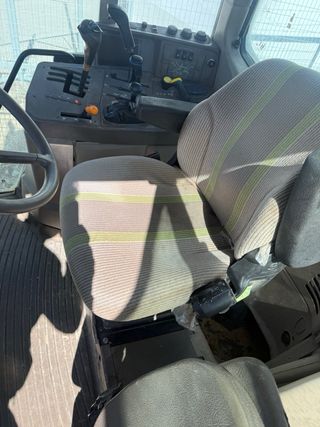 Tractor John Deere 6534 Premium con pala