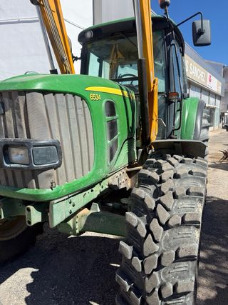 Tractor John Deere 6534 Premium con pala