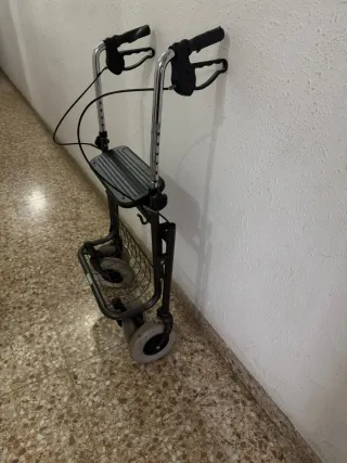 Andador adulto