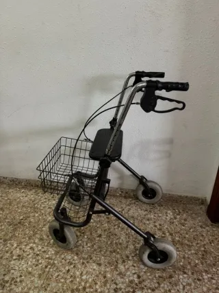 Andador adulto