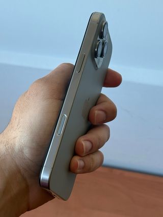 iPhone 16 Pro Max - para piezas