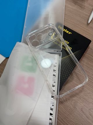 Cover e protezione schermo Ivoler per iPhone 17 Pro Max