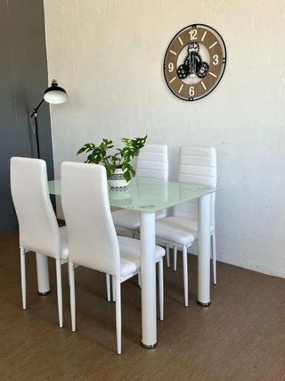 Mesa Comedor Cristal + 4 Sillas Blancas