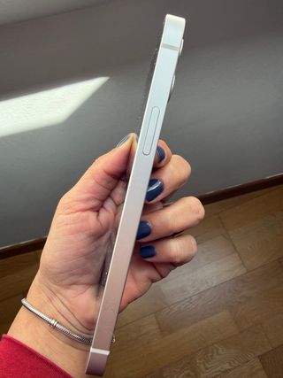 iPhone 12 Blanco Usado en su caja original