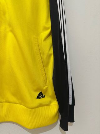 Chaqueta Deportiva Adidas Negra y Amarilla Talla M