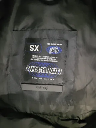 Abrigo acolchado negro talla XXL