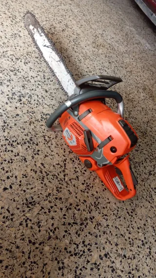 Motosierra husqvarna hp 562Naranja