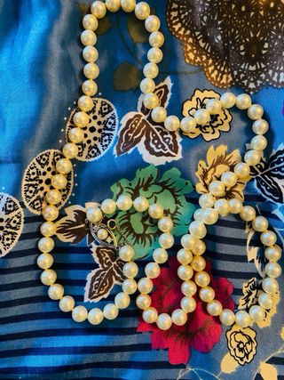 Collar de Perlas y Cierre de Plata