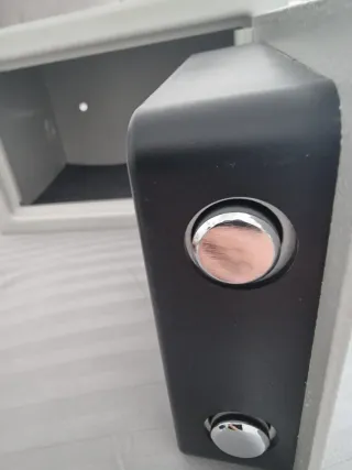 Cassaforte Digitale con Tastiera Numerica