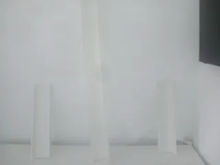 Mueble TV blanco con cajones y estantes