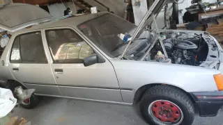 Peugeot 205 1987