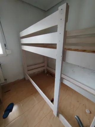 Litera madera y plástico