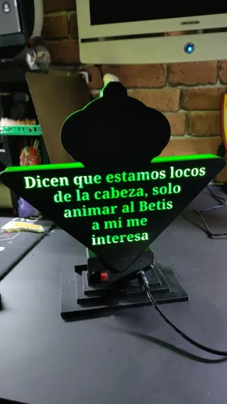 Lámpara LED Escudo Betis