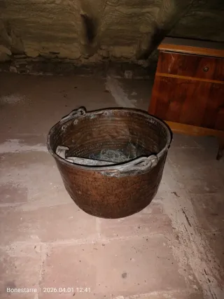 Caldero cobre artesanal rústico