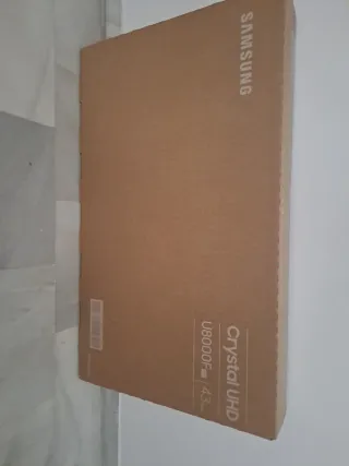 Samsung Crystal UHD 43 U8000F