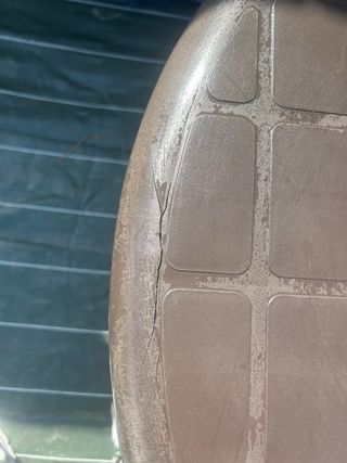 Tavolo da campeggio in plastica marrone