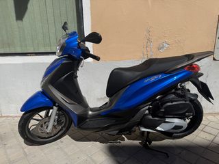 Piaggio Medley 125 Azul