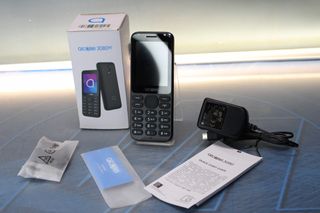 Teléfono móvil Alcatel 3080.