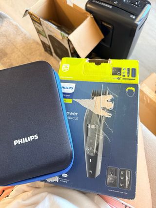 Cortapelos Philips Gris con Accesorios