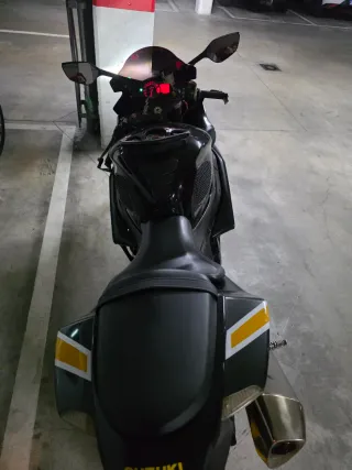 Suzuki GSXR 1000 K6 2006