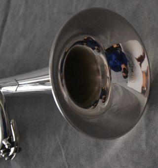 Trompeta Sib Yamaha 6345G en perfecto estado.