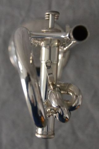 Trompeta Sib Yamaha 6345G en perfecto estado.