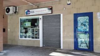 Local comercial convertible en Viviendas (83metros