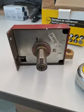 Cerradura Yale Rim Lock