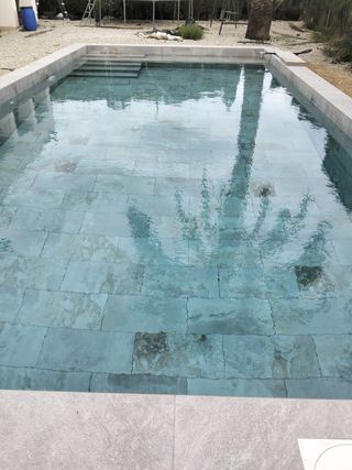 Construcción piscinas porcelánico