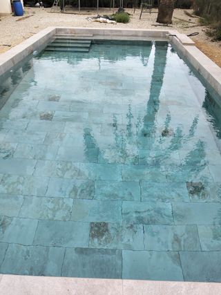 Construcción piscinas porcelánico