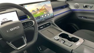 Ebro S800 1.6 TGDI Luxury 7 DCT