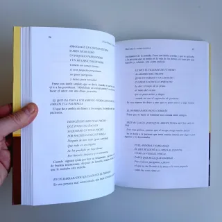 Retahílas, bacinerías y cancioncillas tomelloseras