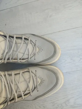 Jordan Zapatillas Gris y Blanco