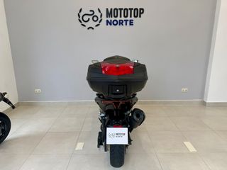 Yamaha TMAX Tech MAX