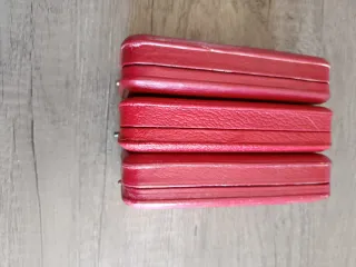 3 Estuches para Medallas Rojos