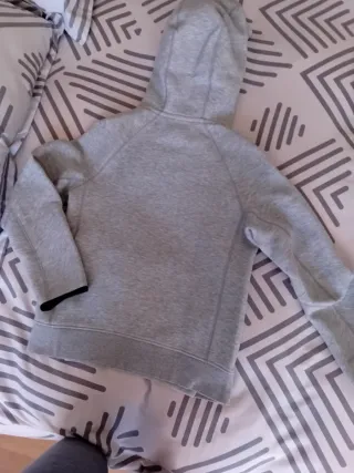 Sudadera Nike Tech Gris Niño Talla M